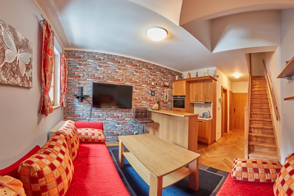 Apartman U Vleku Javor Pec pod Snezkou Ruang foto